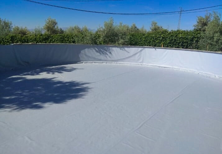 Impermeabilización de depósito con lámina de PVC